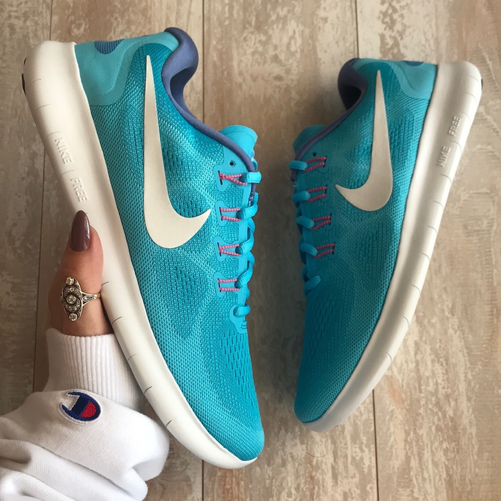 NWT Nike Free RN Blue - Picture 2 of 7